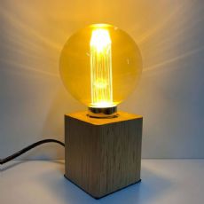 Lumin�ria de Madeira Cube